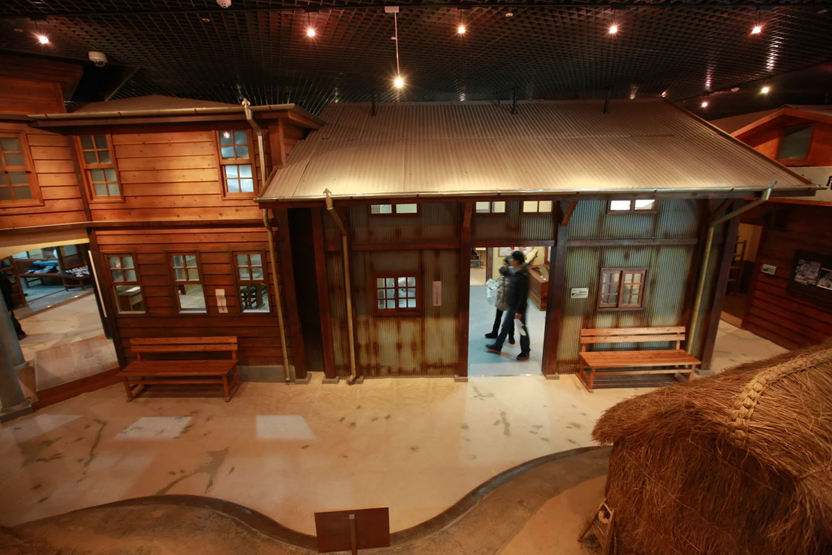 군산근대역사박물관: 스노클링으로 탐험하는 근대 - 군산여행 여행